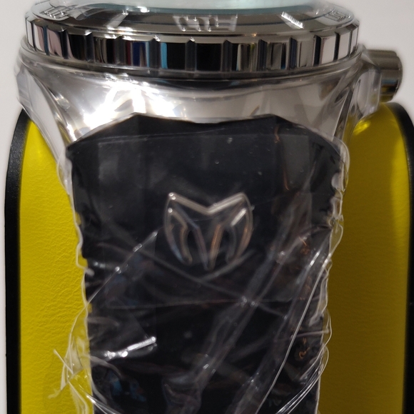 Invicta Line of TechnoMarine NWT Turquoise Cruise Swiss Mvt 47.8mm Men's Watch. - Picture 8 of 9